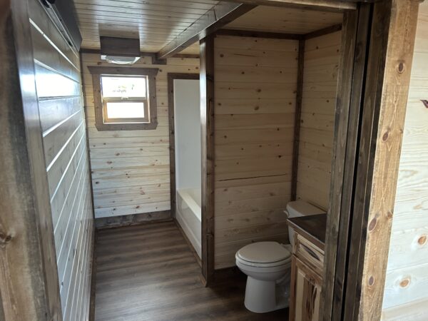16x48 G100 Cabin